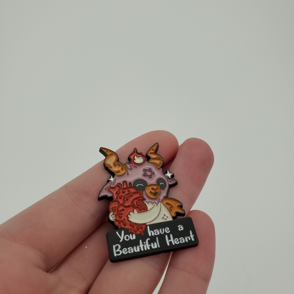 You have a beautiful heart pin - Picture 2 of 3